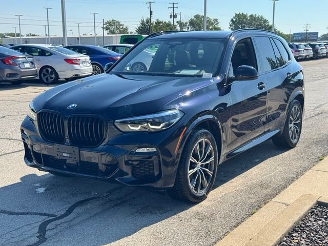 Used 2021 Carbon Black Metallic BMW xDrive40i image 3