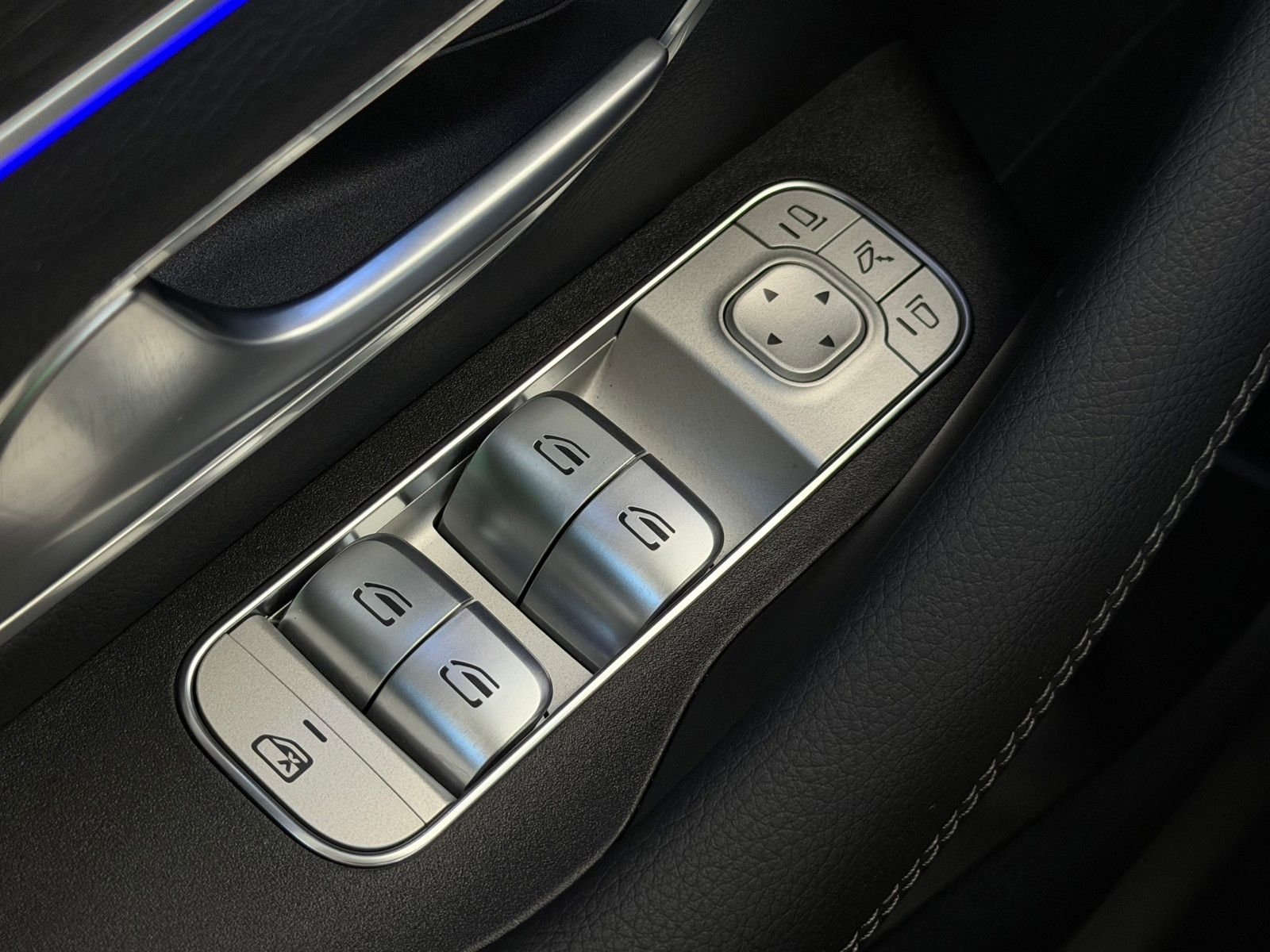New 2026 Obsidian Black Metallic Mercedes-Benz GLS 450 image 21