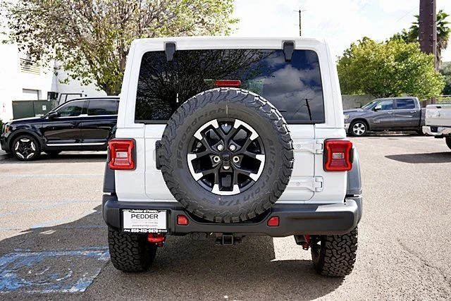 New 2026 Bright White Clearcoat Jeep Rubicon image 10