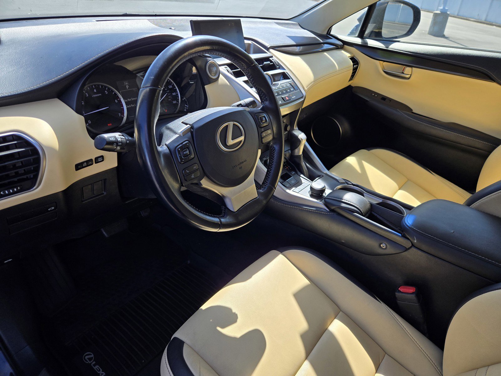 Used 2016  Lexus FSPORT image 10