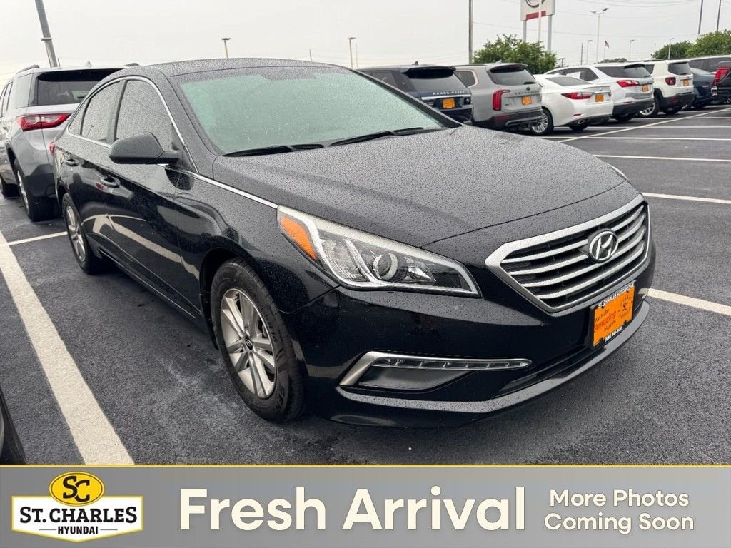 2015 Hyundai Sonata SE's photo