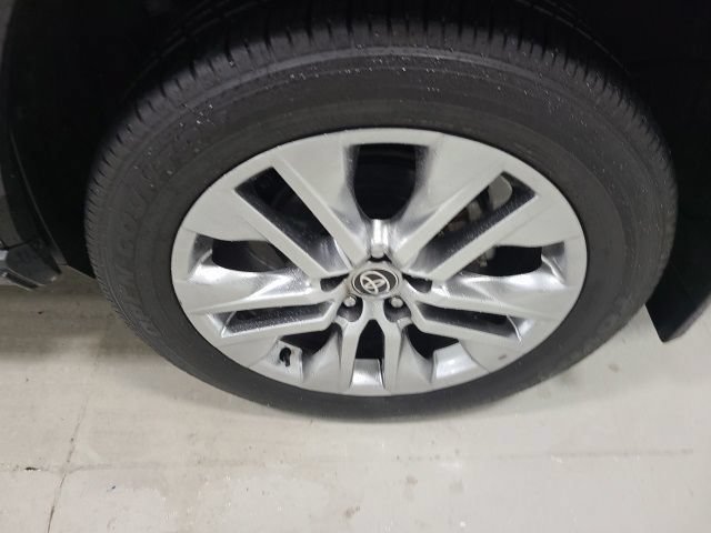 Certified Used 2024 Magnetic Gray Metallic Toyota XLE Premium image 41