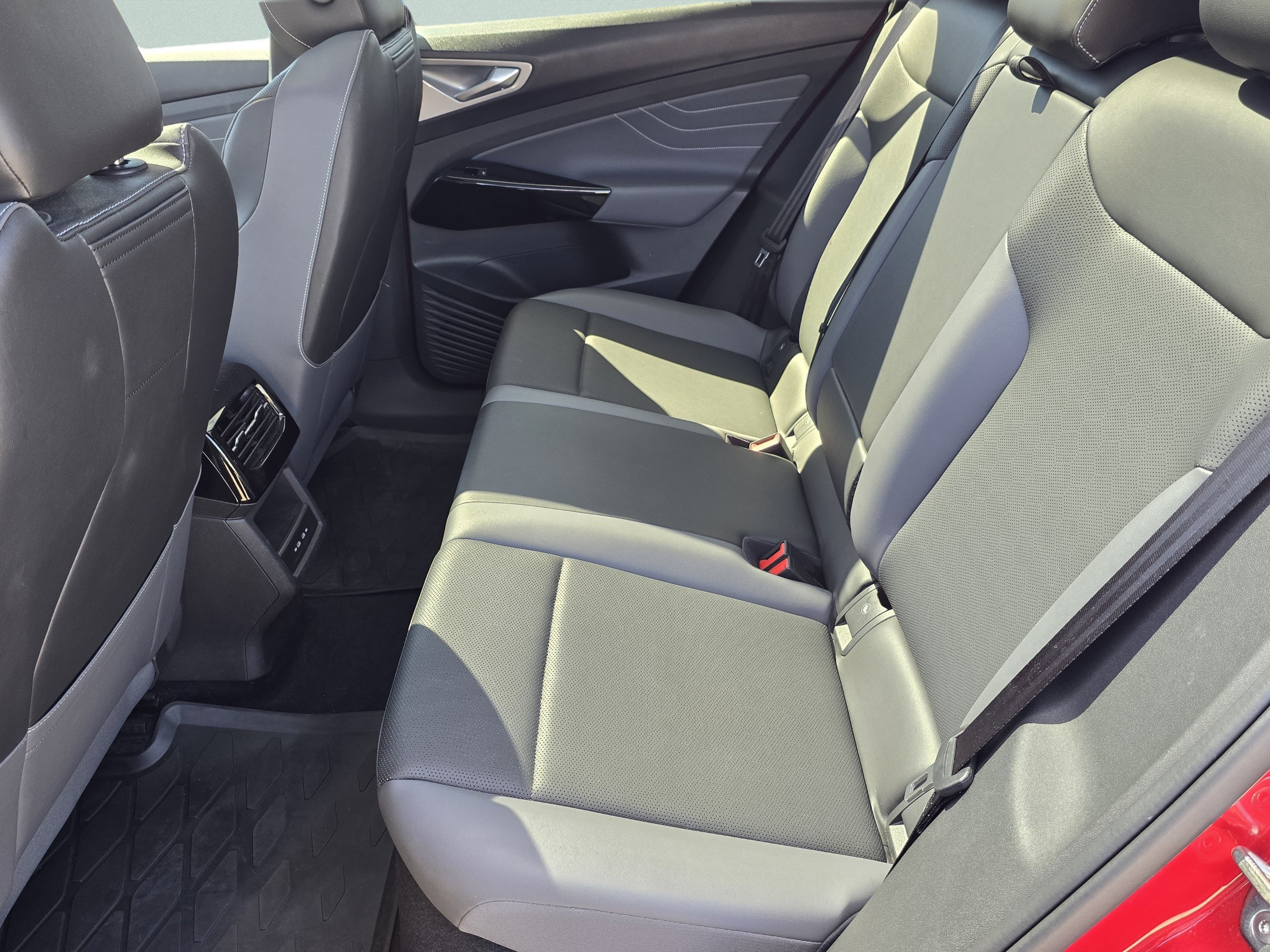 Used 2023 Red Metallic Volkswagen Pro S image 25