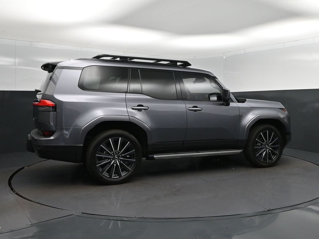 2024 Lexus GX Luxury - Photo 8