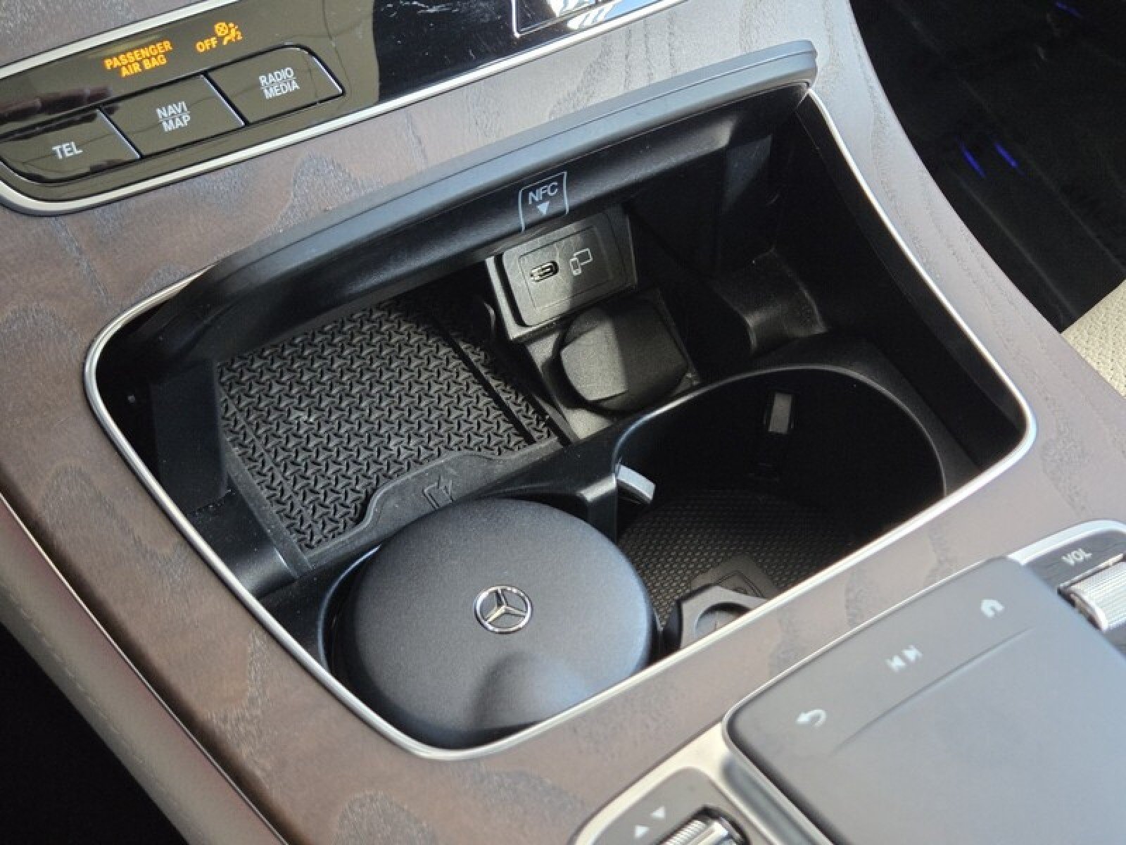 Certified Used 2023 Polar White Mercedes-Benz E 450 image 33