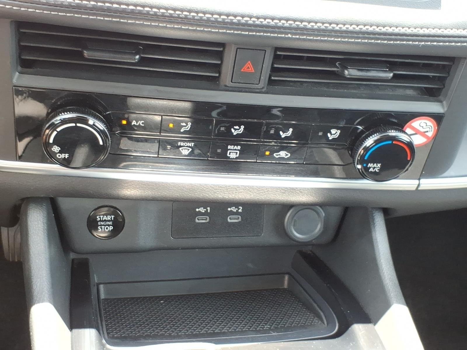 Used 2024 Glacier White Nissan S image 17