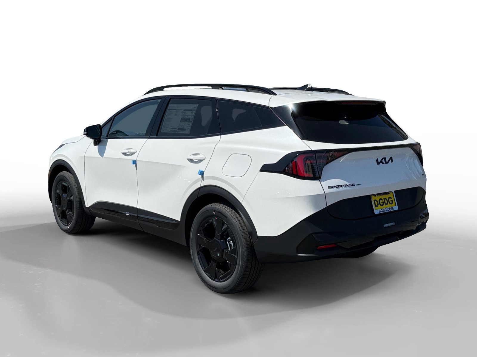 New 2027 Snow White Pearl Kia X-Line image 3
