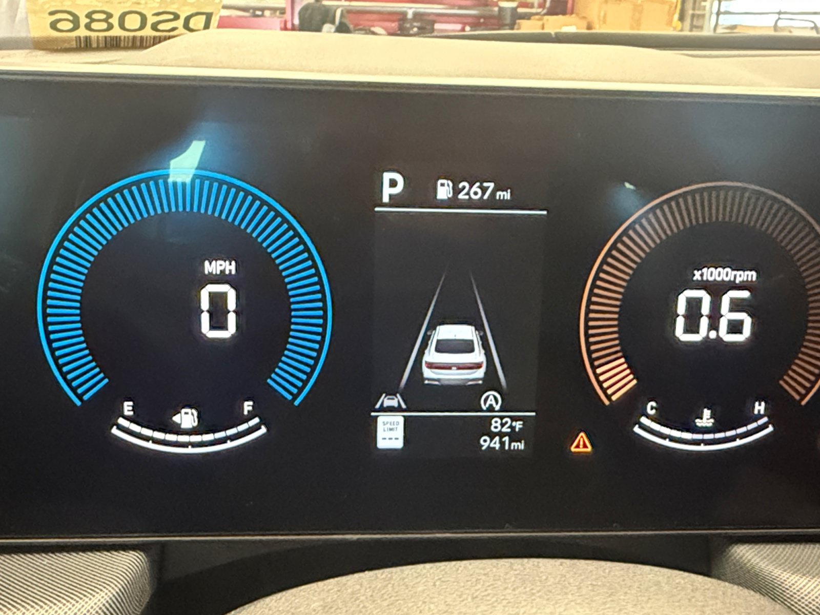 Used 2025 Serenity White Hyundai SE image 19