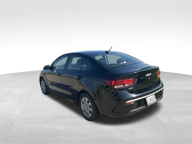 Used 2022 Black Kia S image 5