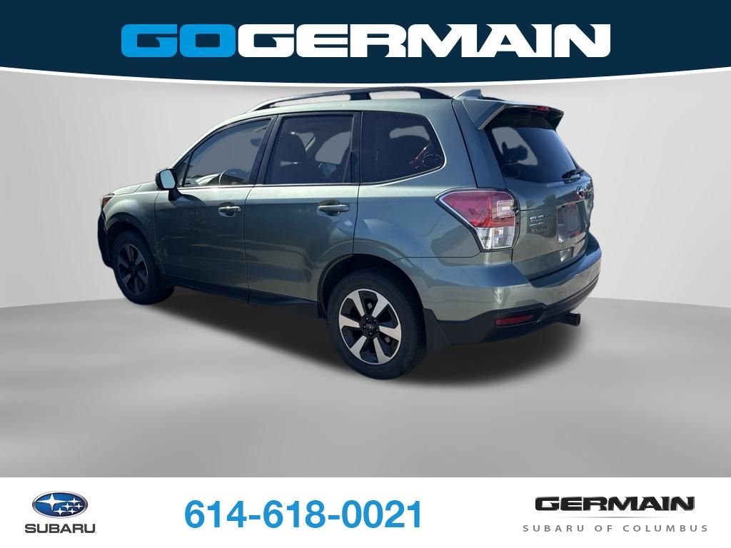 Used 2017 Green Subaru 2.5i Premium image 4