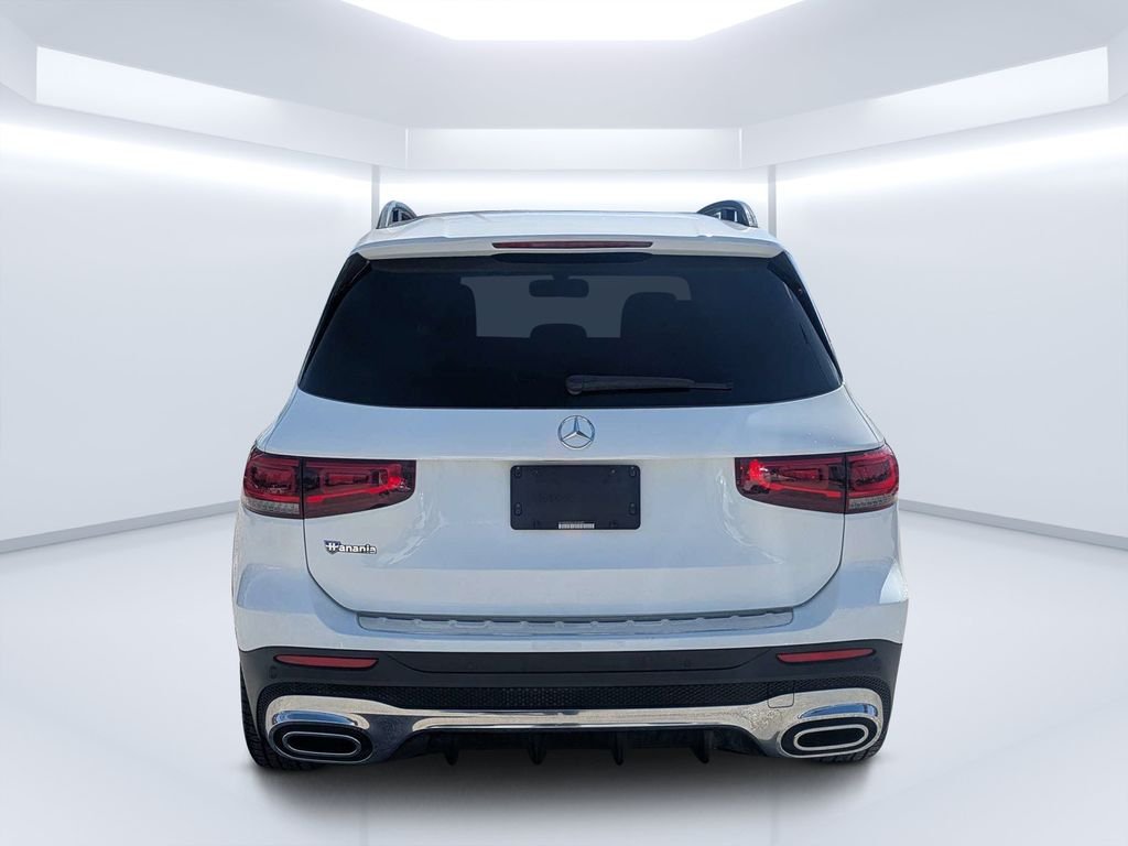Used 2020 White Mercedes-Benz GLB 250 image 4