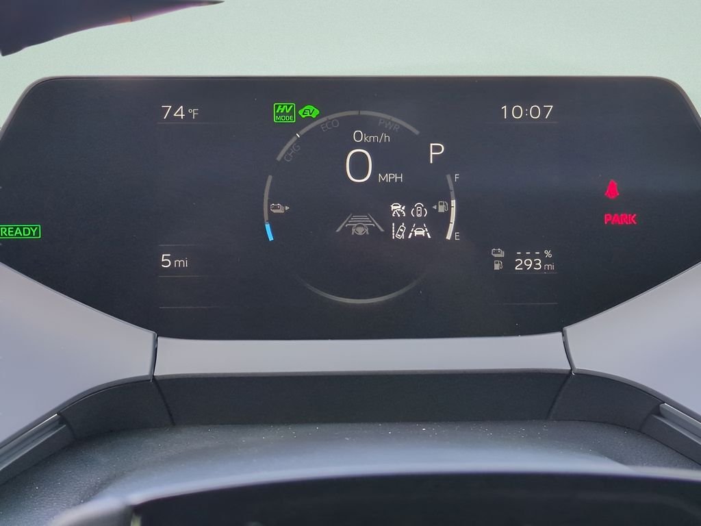 New 2026 Wind Chill Pearl <sup>1</sup> Toyota  SE image 25