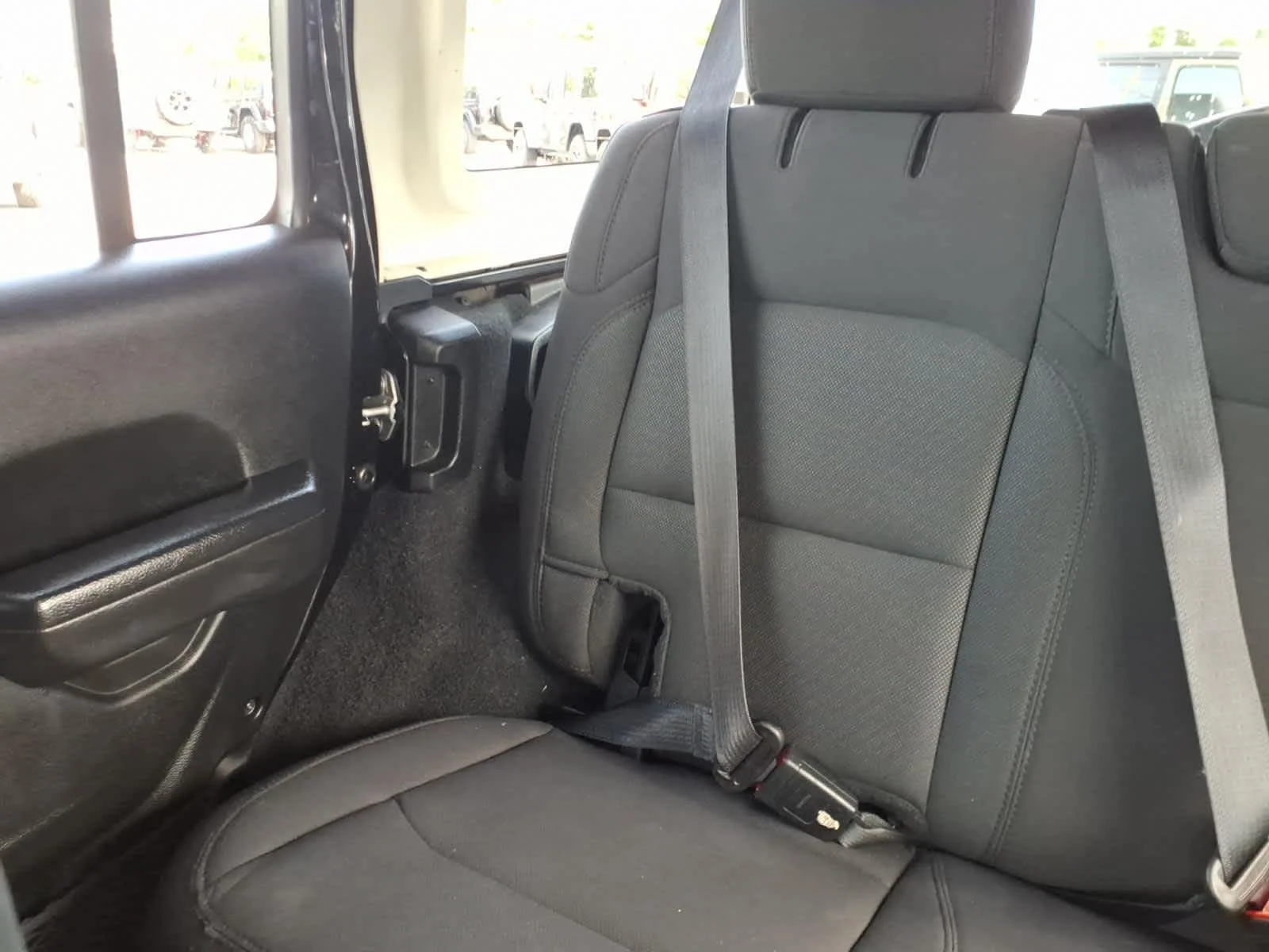 Used 2022 Black Clearcoat Jeep Unlimited Sport S image 19