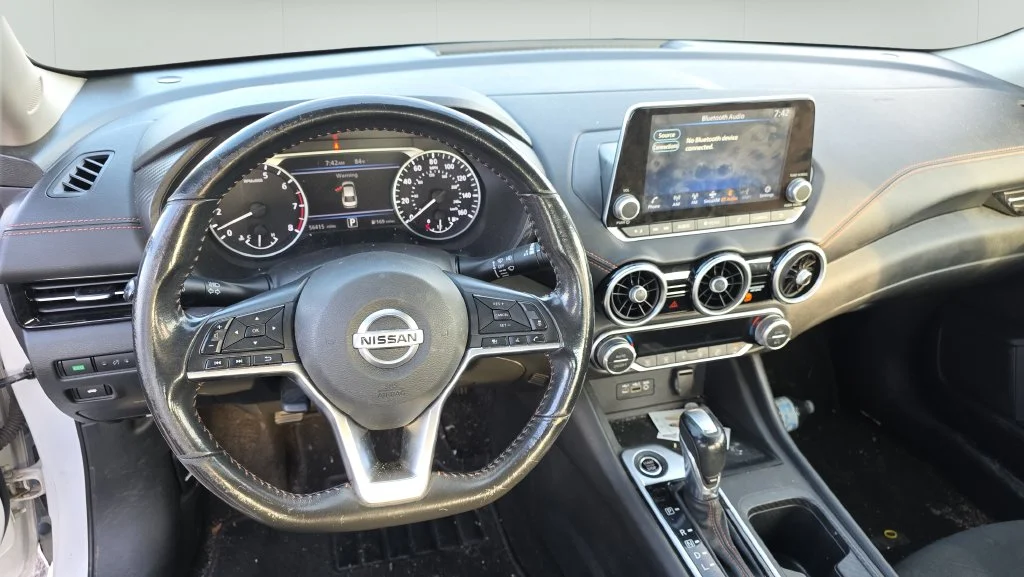 Used 2023 White Nissan SR image 17