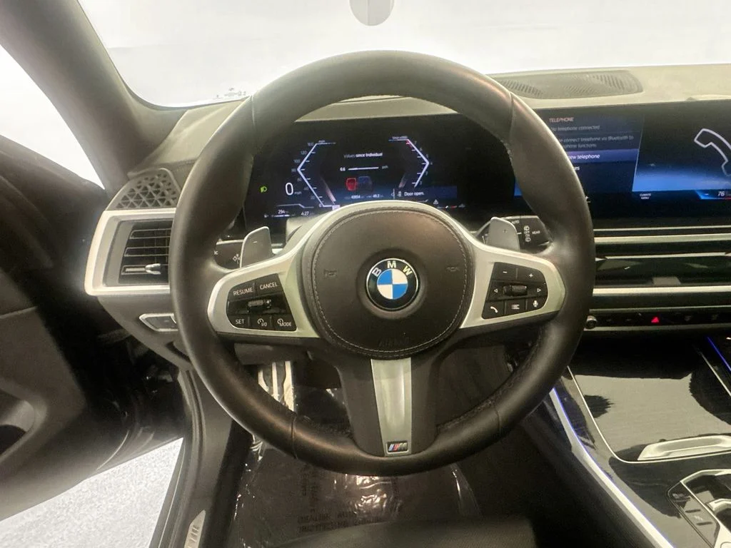Used 2023 Black BMW xDrive40i image 11