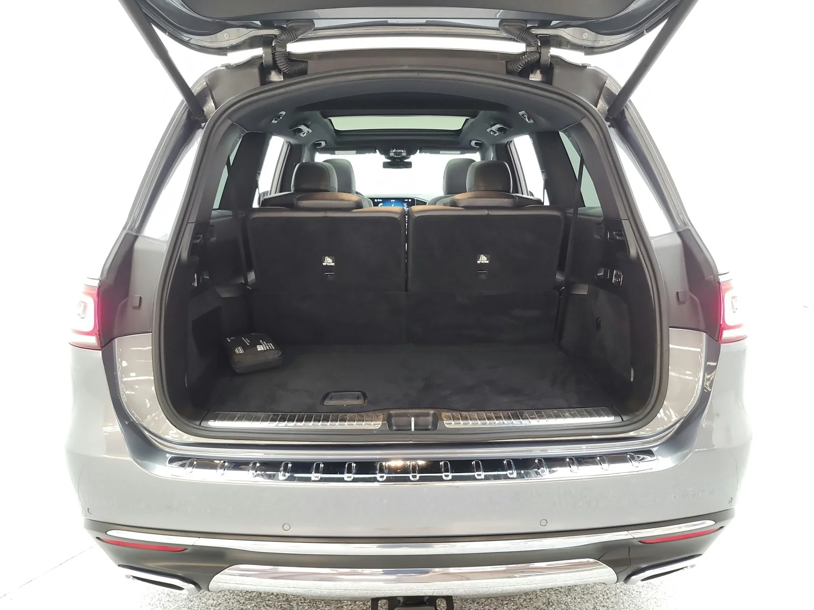 Used 2020 Selenite Grey Metallic Mercedes-Benz GLS 450 4MATIC® SUV image 18