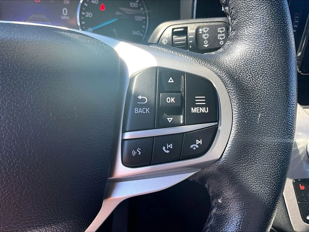 Used 2021 Silver Ford XLT image 19