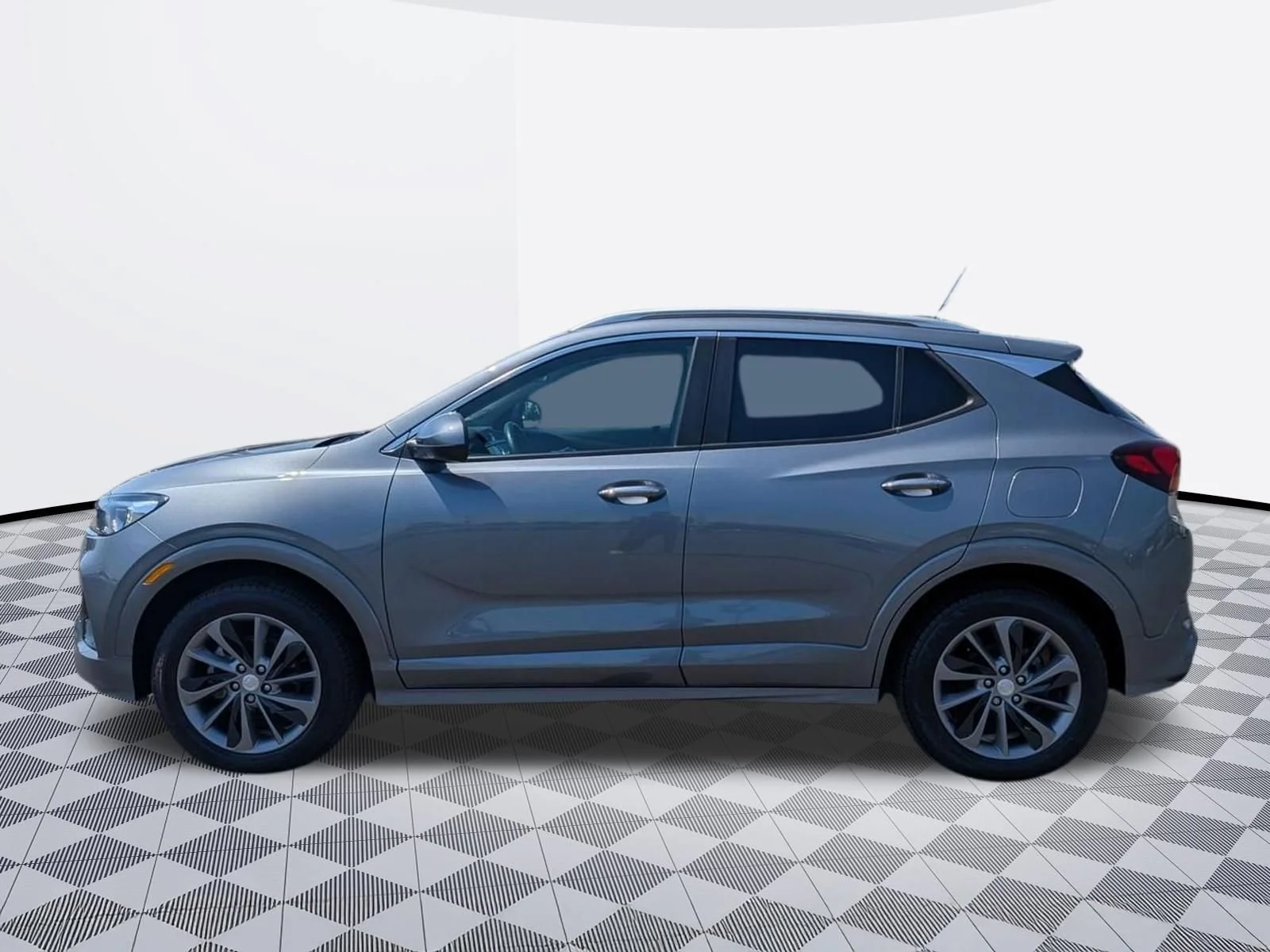 Used 2022 Satin Steel Metallic Buick Select image 8