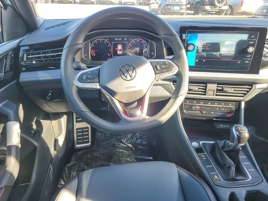New 2026 Pure White Volkswagen 2.0T Autobahn image 10