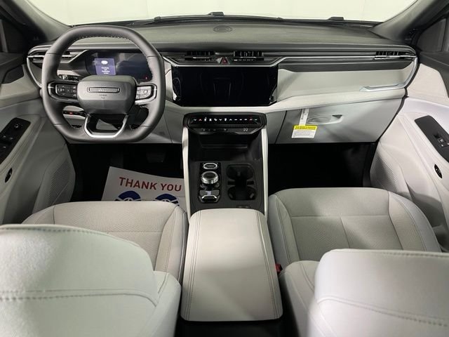 Used 2026 Silver Jeep Laredo image 39