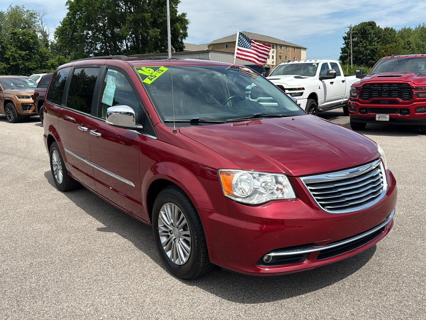 Used 2016 Chrysler Town & Country Anniversary Edition with VIN 2C4RC1CG7GR200676 for sale in Corydon, IN