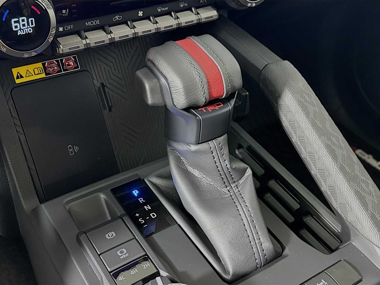 2024 Toyota Tacoma TRD Pro - Photo 16