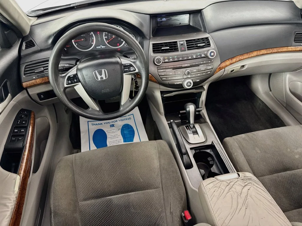 Used 2012 Alabaster Silver Metallic Honda EX image 24