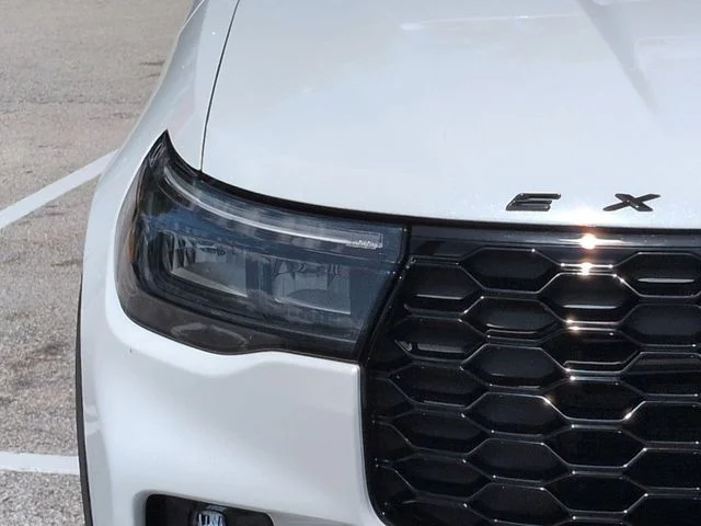 New 2026 Star White Metallic Tri-Coat Ford ST image 10