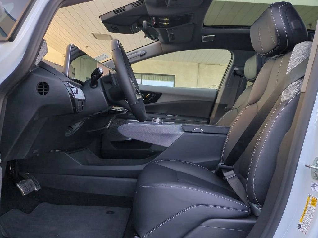 2026 Cadillac OPTIQ Luxury - Photo 20