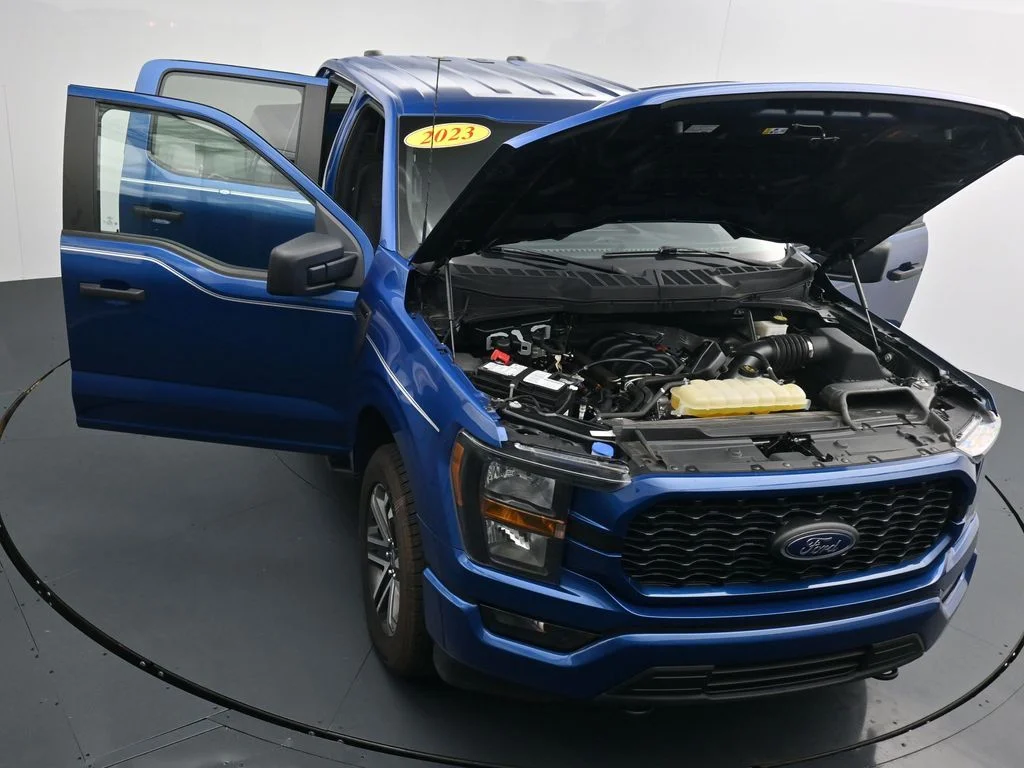 Used 2023 Blue Ford XL image 33