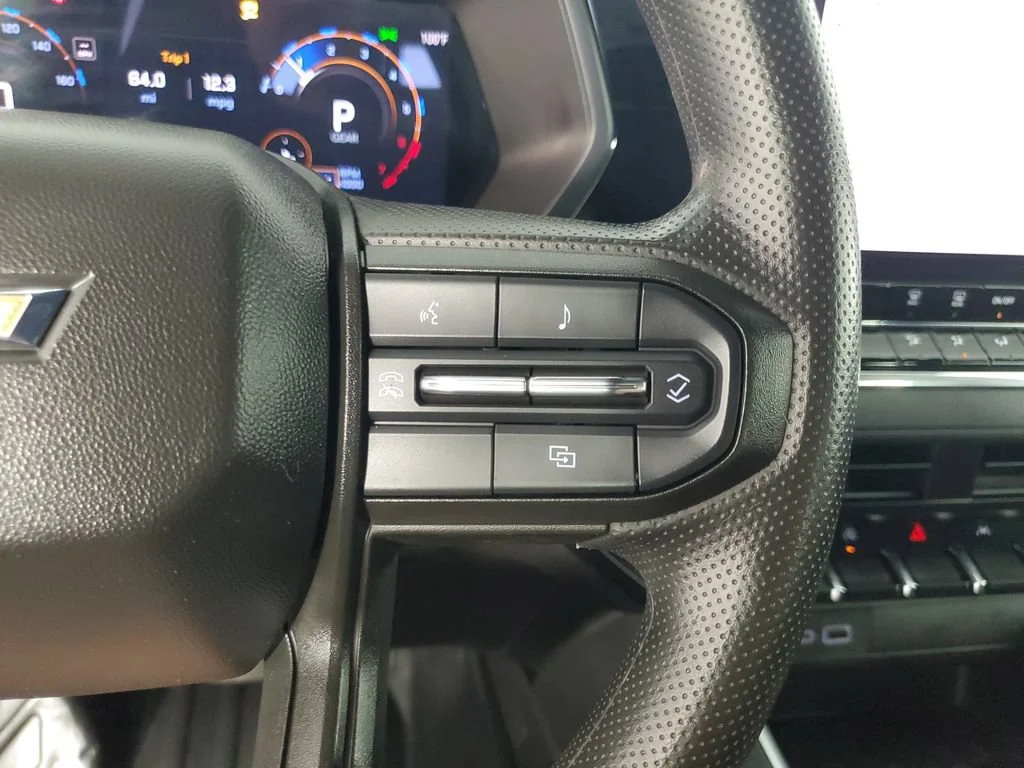 Used 2024 Summit White Chevrolet WT image 29