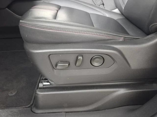 Used 2025 Sterling Gray Metallic Chevrolet RST image 27