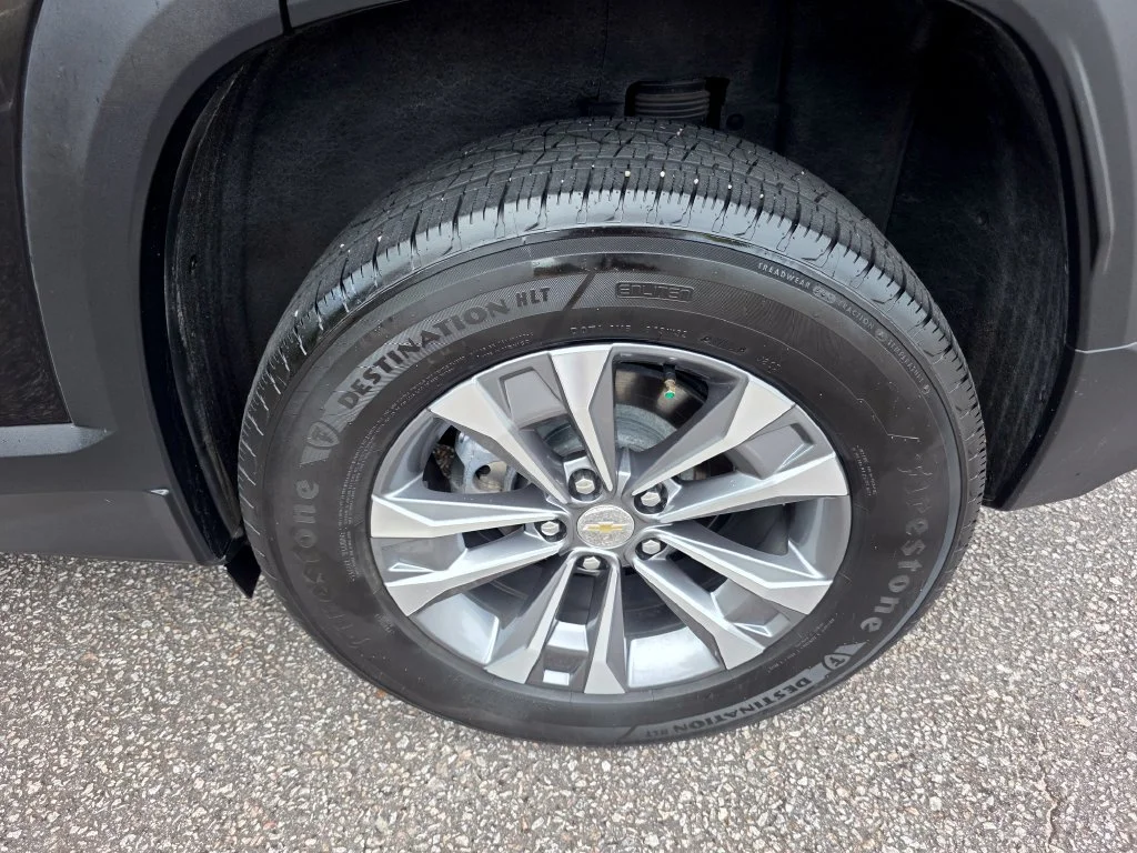 Used 2026 Mosaic Black Metallic Chevrolet LT image 30