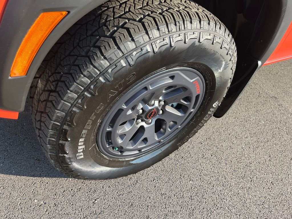 Used 2025 Orange Nissan PRO-4X image 9