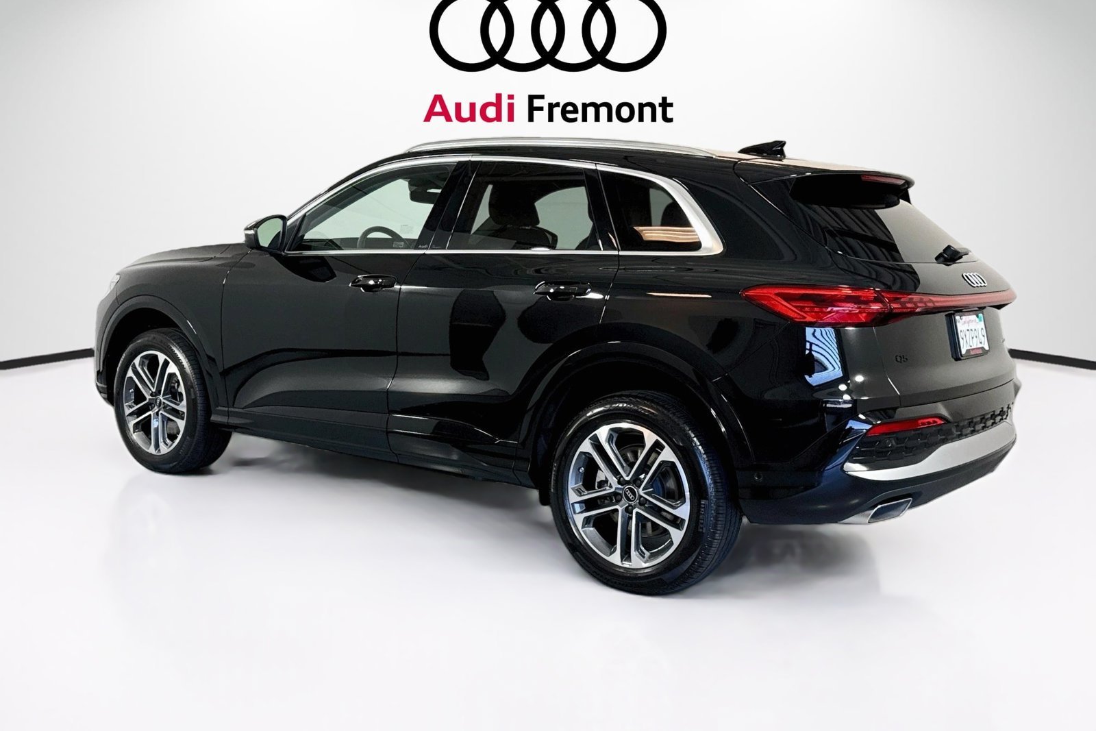 Used 2025 Mythos Black Metallic Audi Premium image 8
