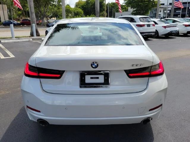 Used 2024 White BMW 330i image 5