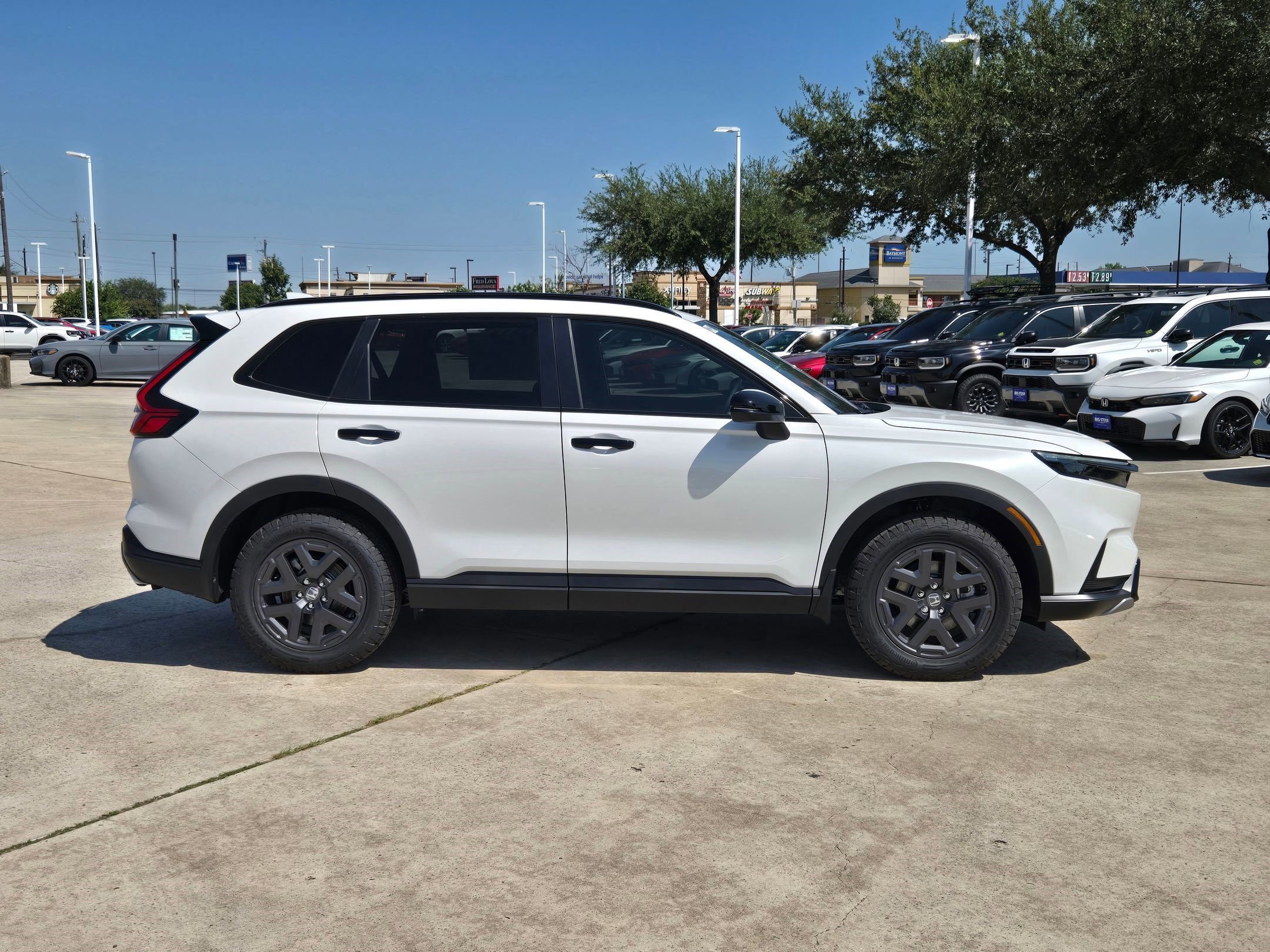 New 2026 Platinum White Pearl Honda TrailSport image 4