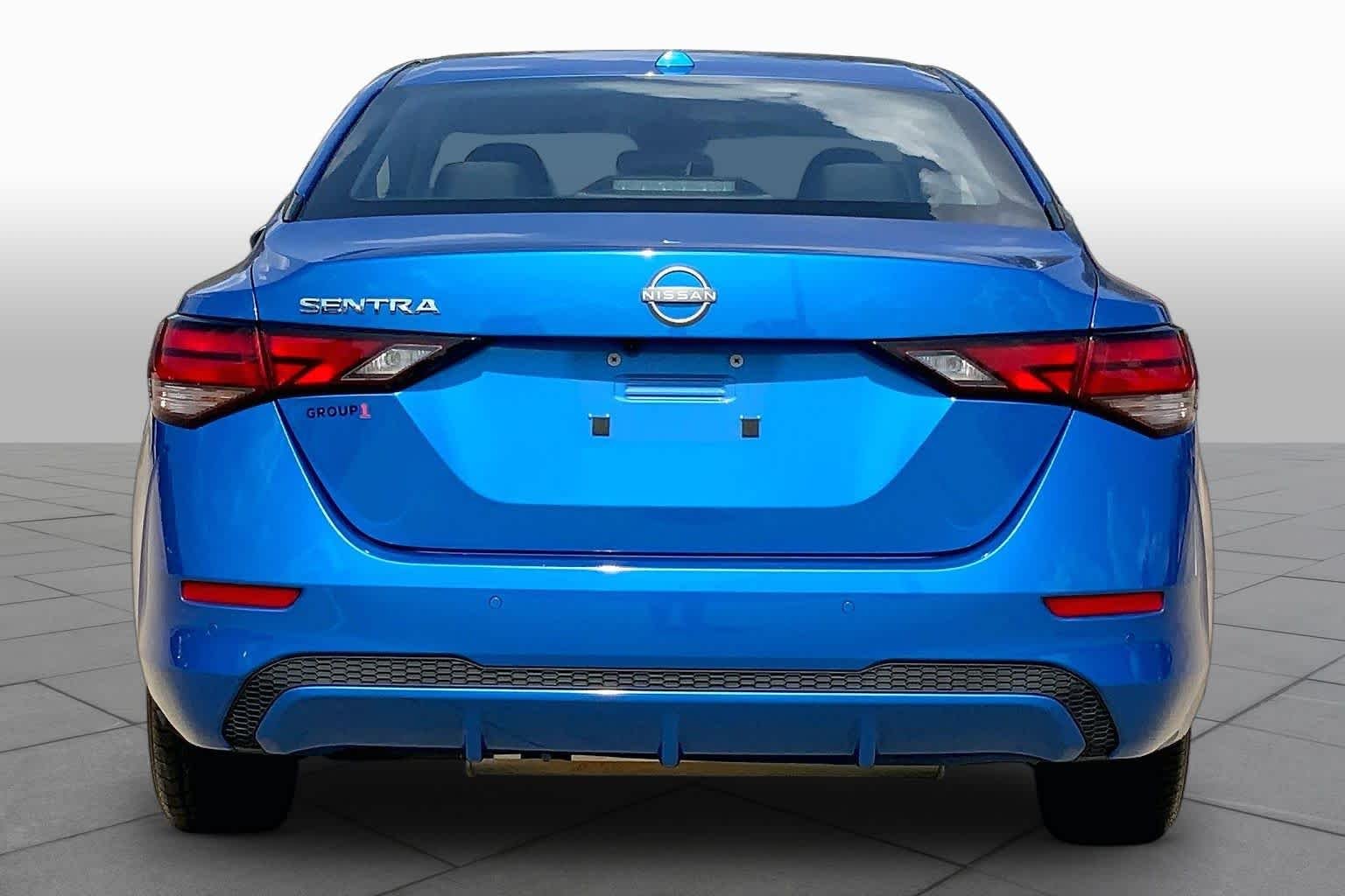 Used 2025 Electric Blue Metallic Nissan SV image 5