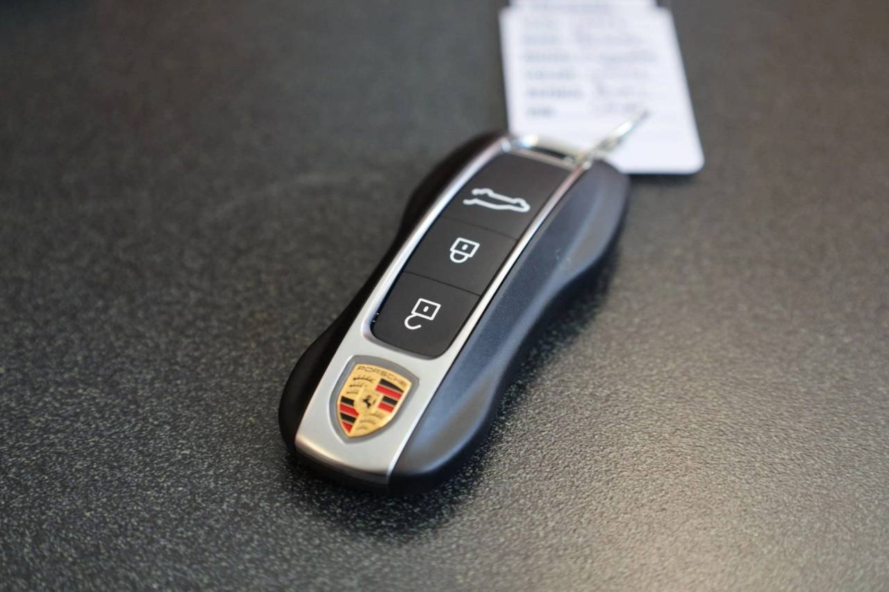 Used 2026 White Porsche Coupe image 42