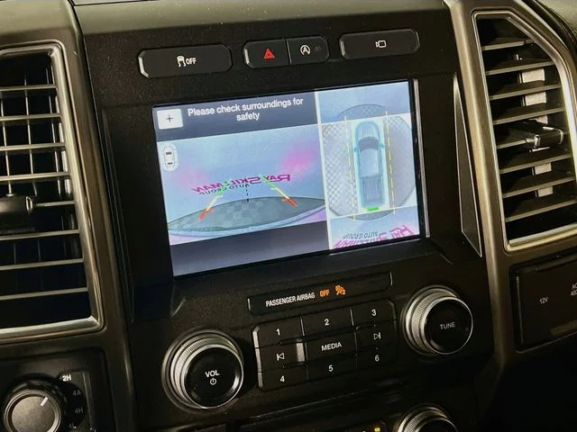 Used 2017 Blue Ford Limited image 19