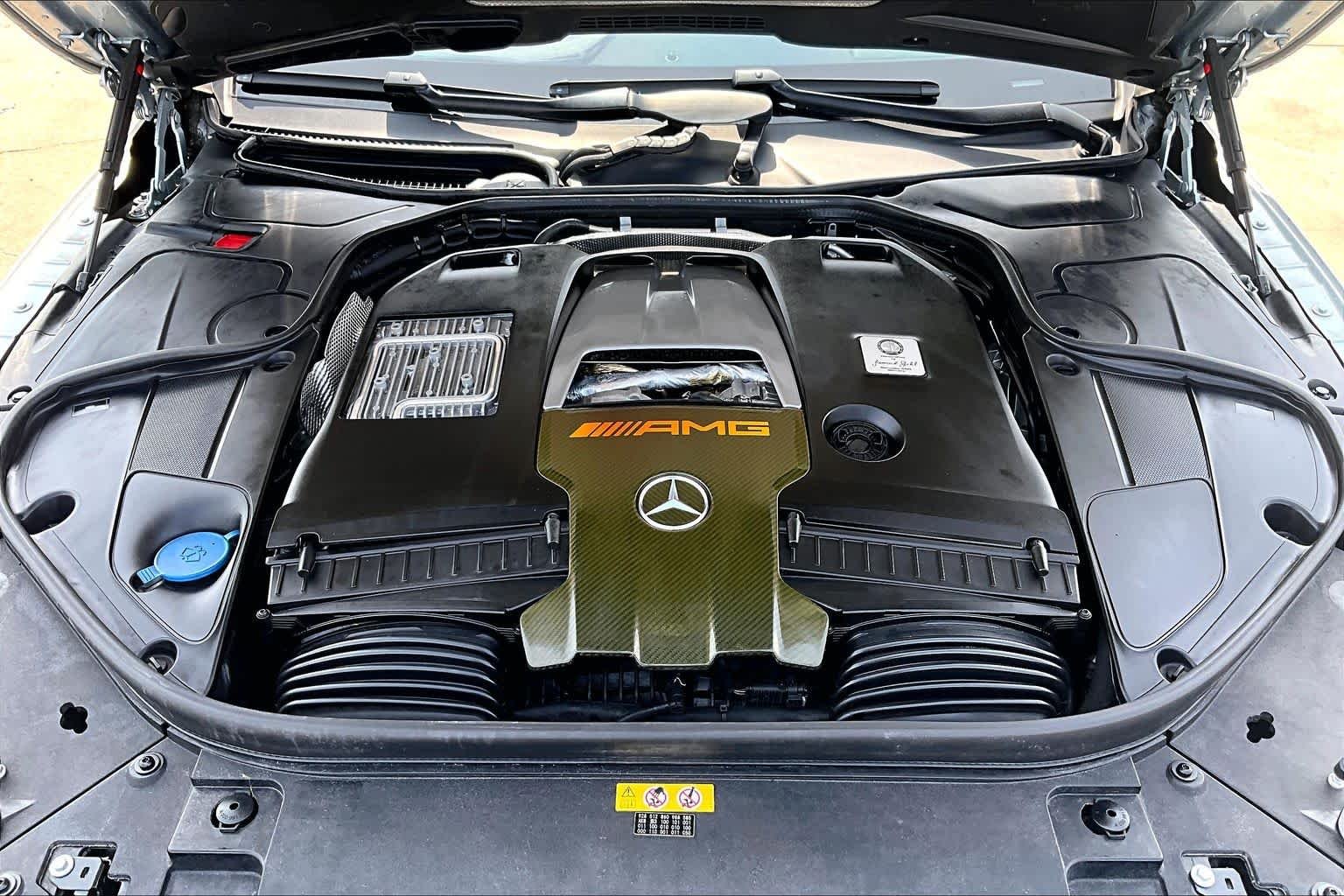 Used 2018 Diamond Silver Metallic Mercedes-Benz AMG® S 63 image 32