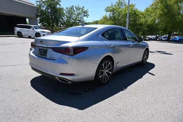 Used 2023 Silver Lexus 350 image 3
