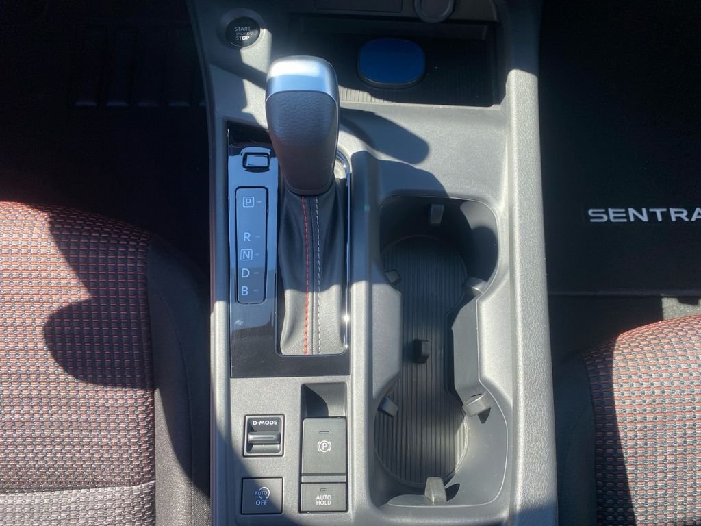 New 2027 Gray Nissan SR image 20