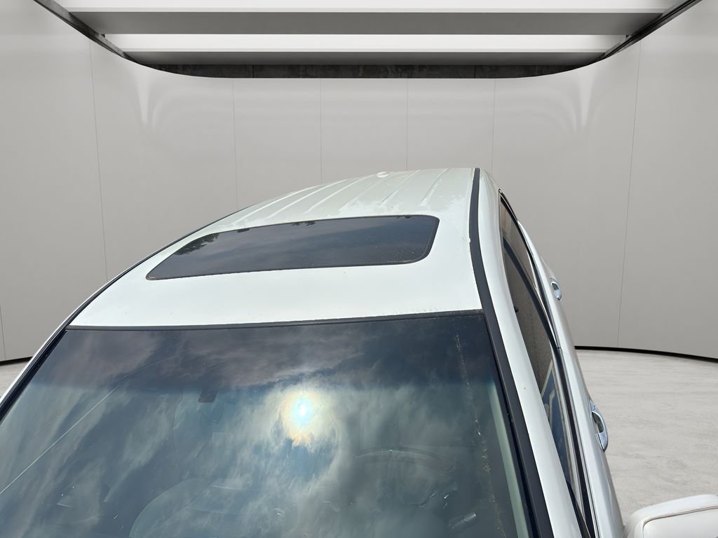 Used 2011 Aspen White Pearl Acura Advance Pkg image 11