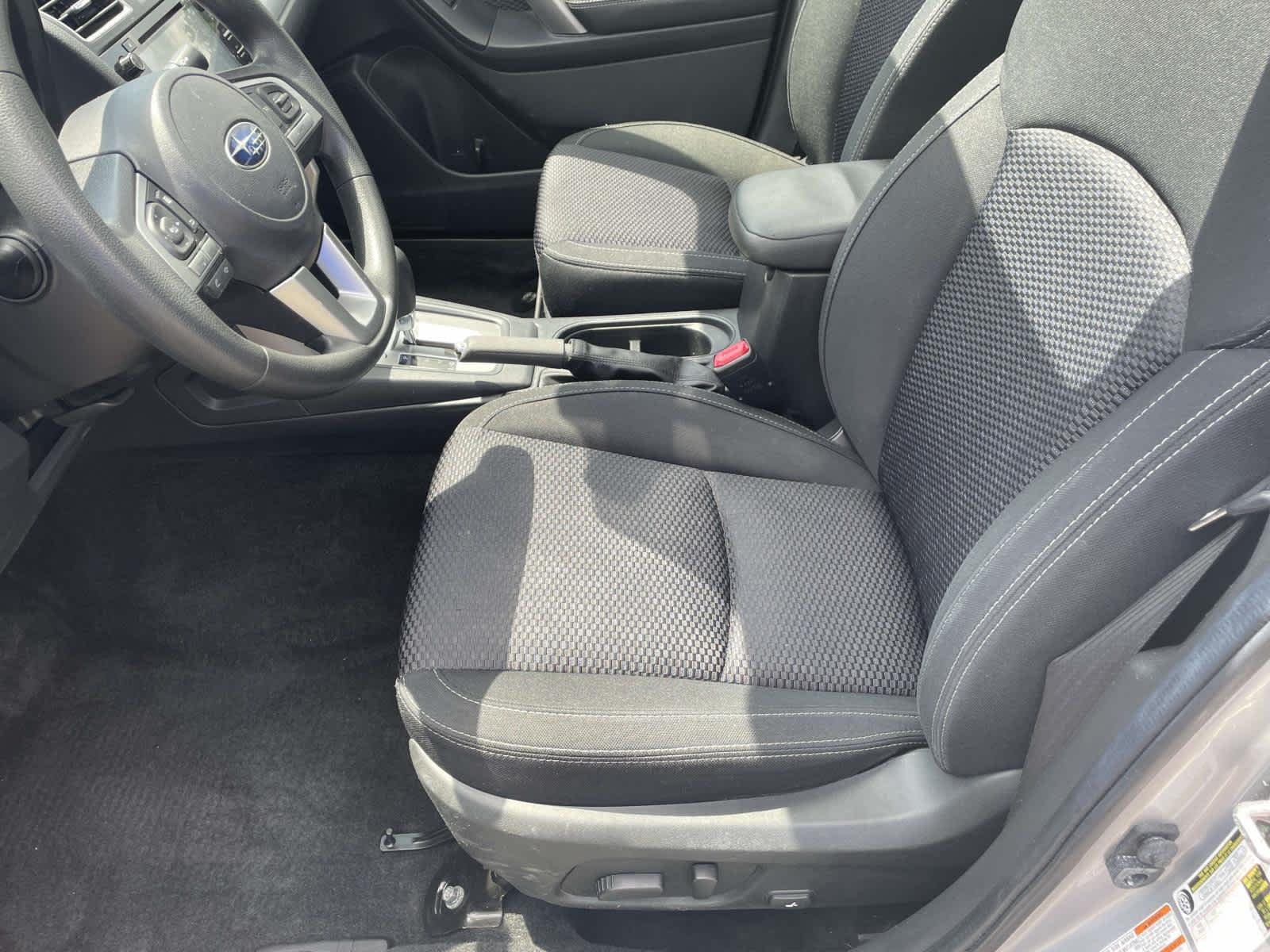 Used 2017 Ice Silver Metallic Subaru Premium image 15