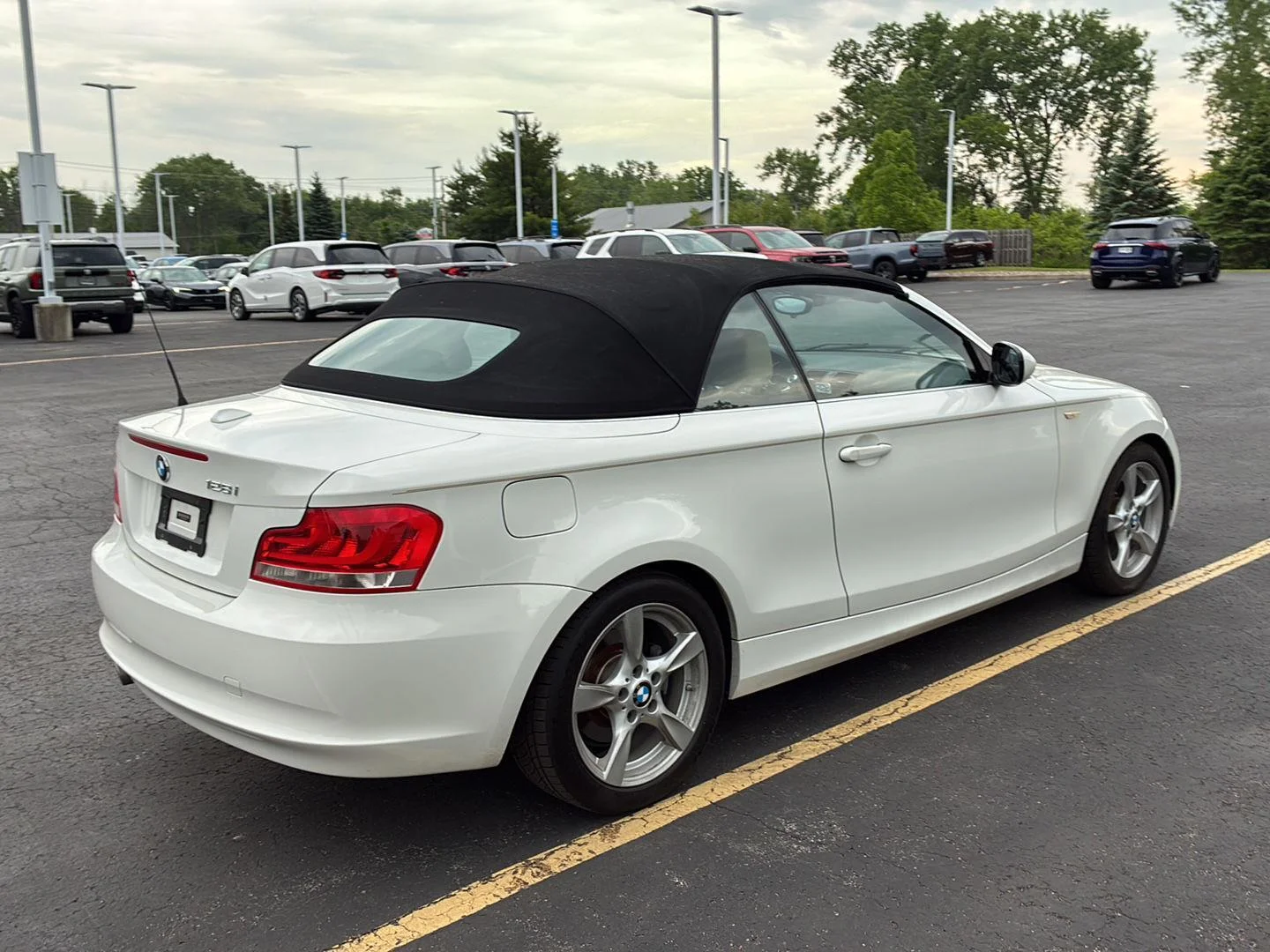 Used 2012 Alpine White BMW 128i image 24
