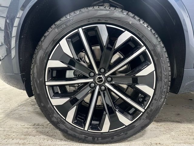 New 2026 Blue Volvo B6 Ultra image 23