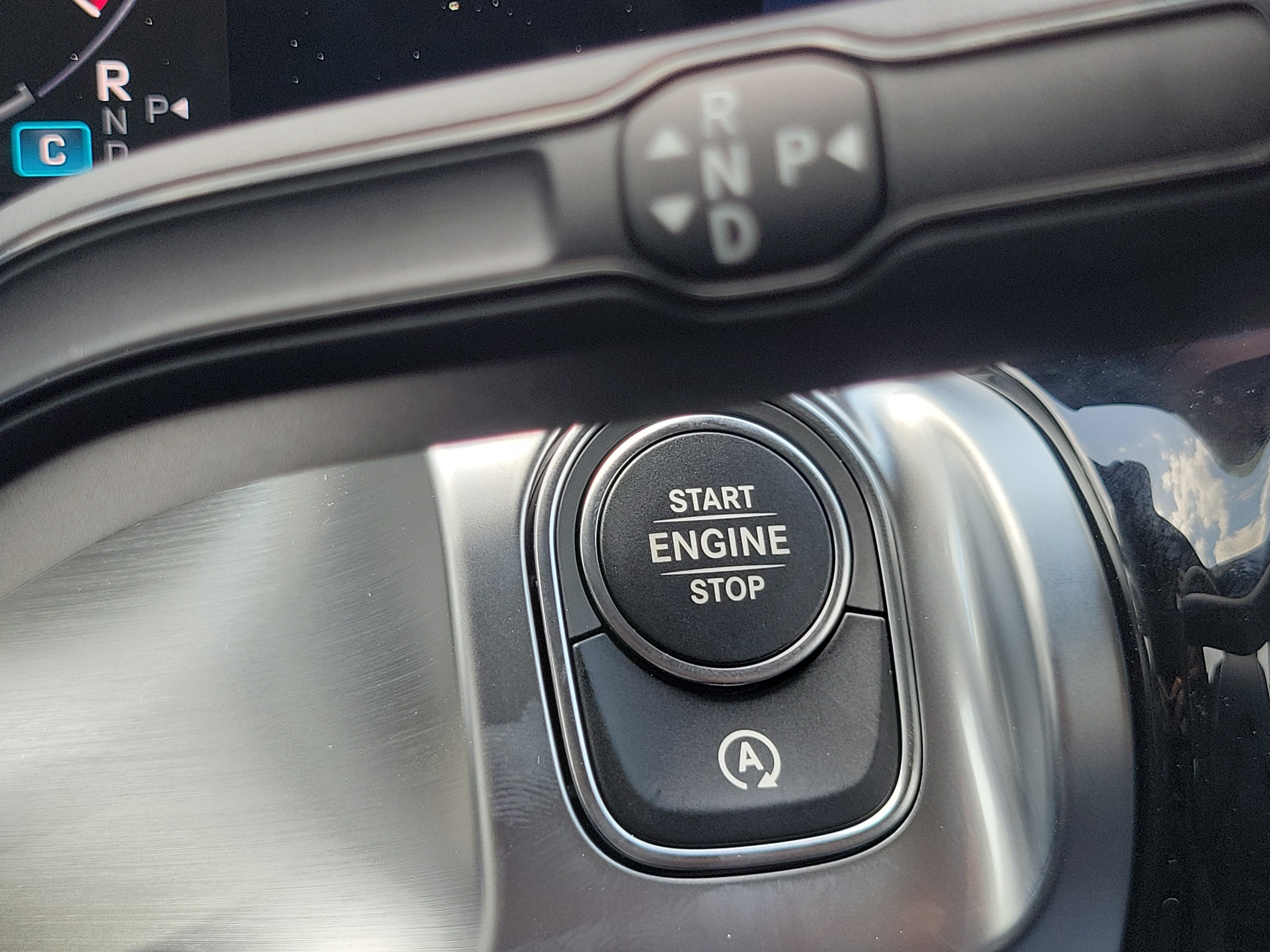 New 2026 Polar White Mercedes-Benz GLB 250 image 64