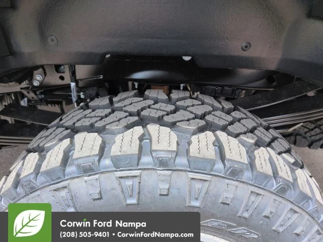 New 2026 Star White Metallic Tri-Coat Ford Platinum image 30