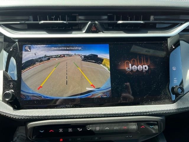 New 2026 Bright White Clearcoat Jeep Laredo image 31
